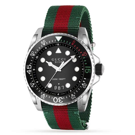 gucci dive watch review